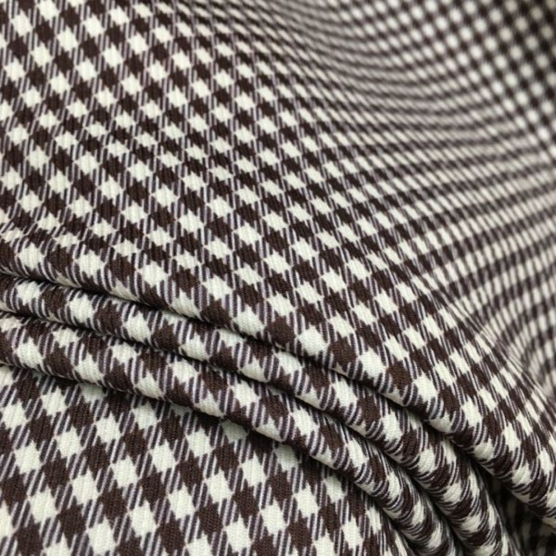 ガーリー 上品 軽やか MIU MIU ミュウミュウ コピー セットアップ 華やか 若々しい