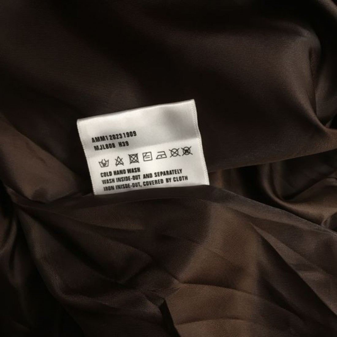 ガーリー 上品 軽やか MIU MIU ミュウミュウ コピー セットアップ 華やか 若々しい