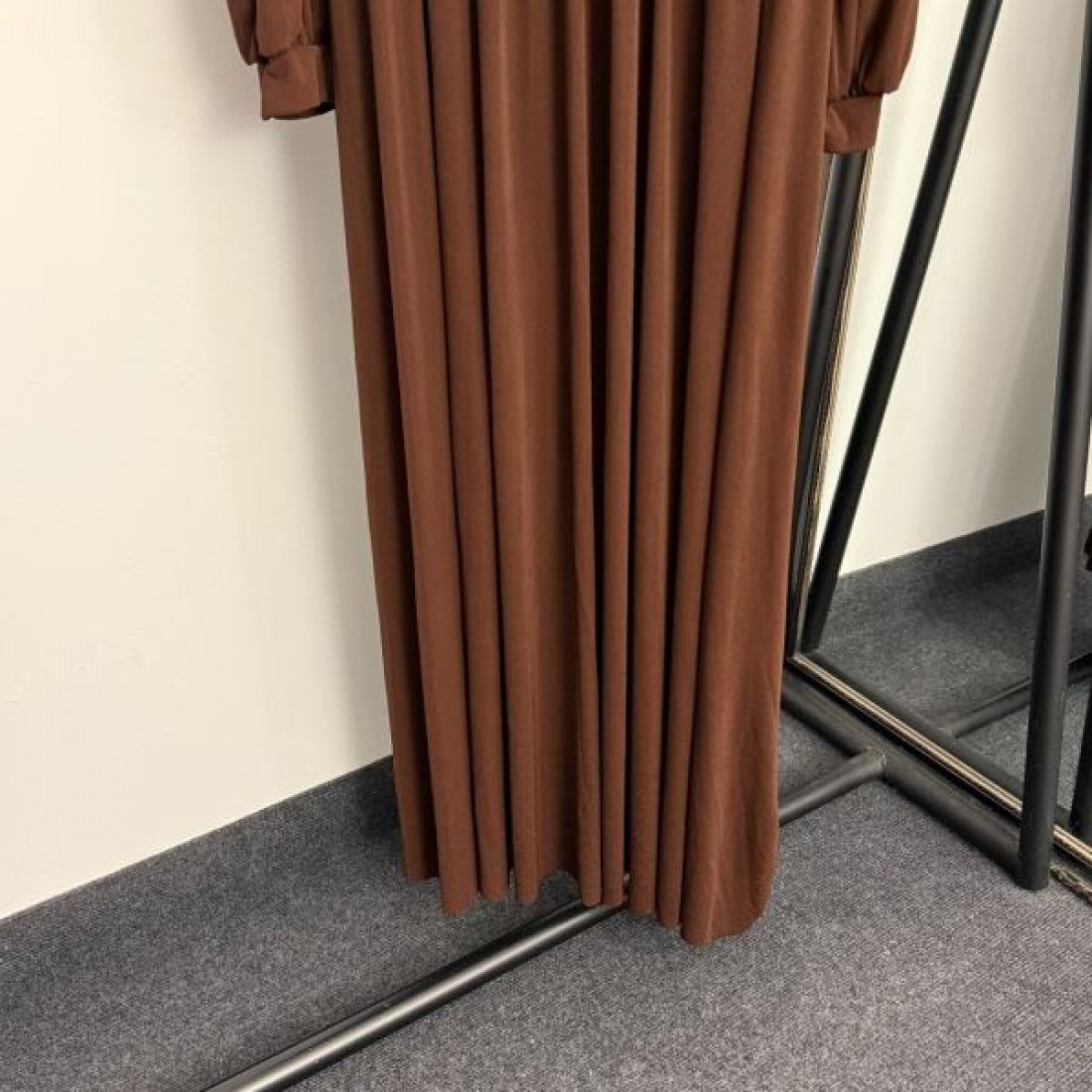 エレガント クラシック 気品 YSL イヴ・サンローラン コピー ワンピース 大人っぽい