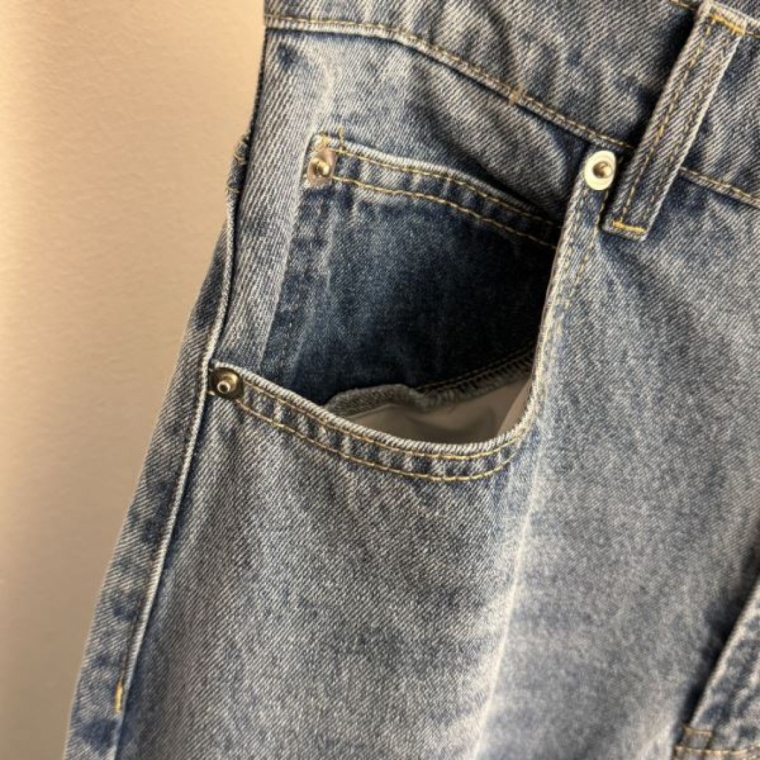  モード感 クール 都会的 ALEXANDER WANG アレキサンダーワン コピー パンツ 個性派