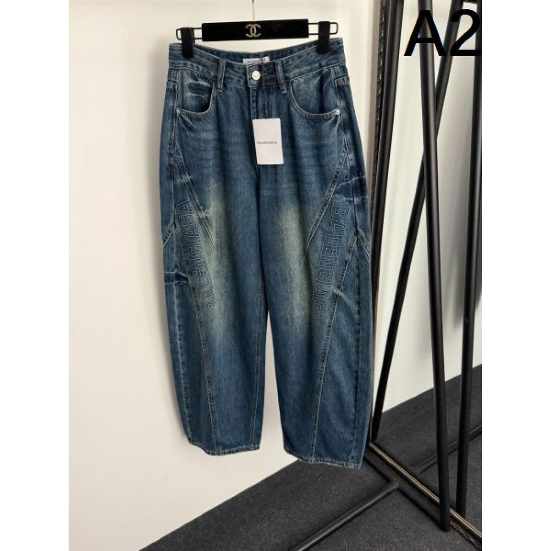 トレンド 前衛的 モード BALENCIAGA バレンシアガ コピー パンツ 存在感 主役級