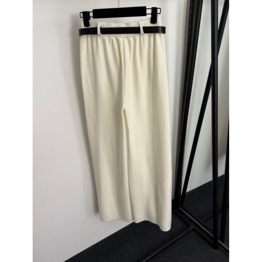  高級感 上品 洗練 CHANEL シャネル コピー パンツ 定番 きれいめ 人気