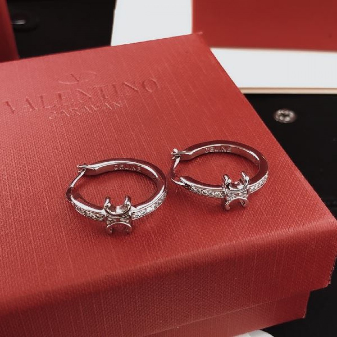 上質 きれいめ CELINE セリーヌ スーパーコピー イヤリング フェミニン 洗練