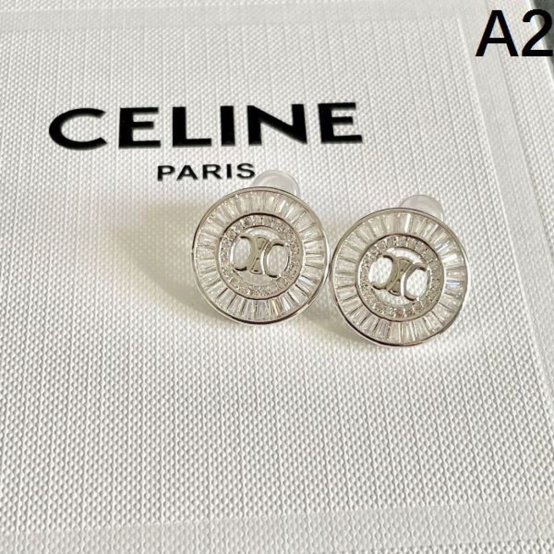 上品 洗練 CELINE セリーヌ スーパーコピー イヤリング エレガント 高級感