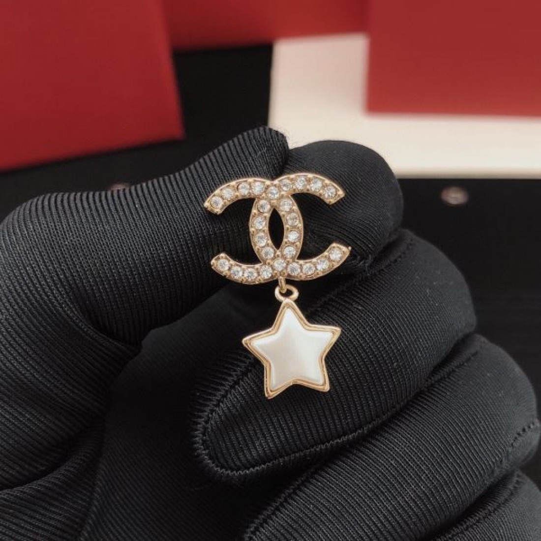  端正 上質感 CHANEL シャネル コピー イヤリング 華麗仕立て 格別存在感