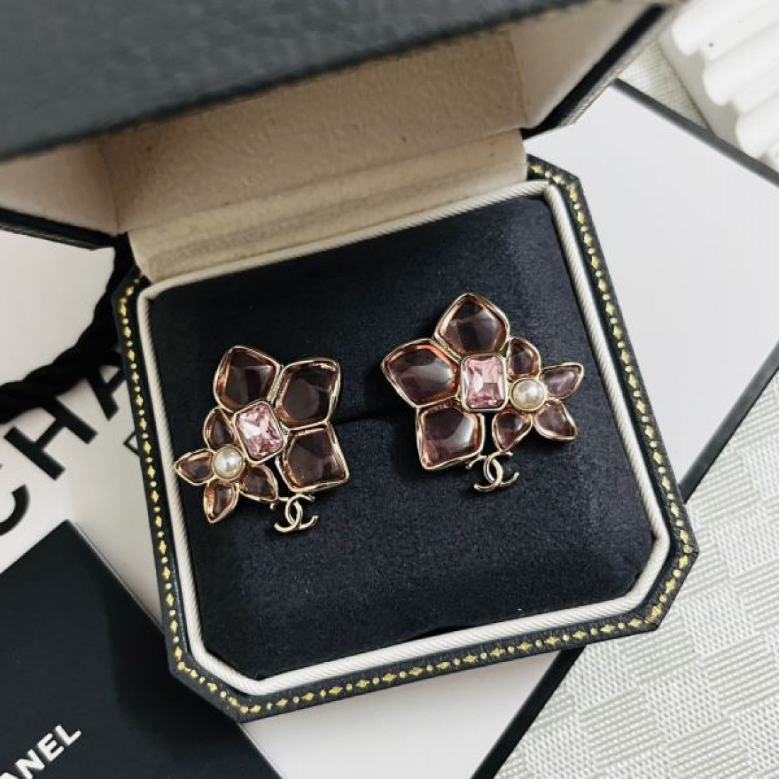 典雅 煌びやか CHANEL シャネル コピー イヤリング 美麗フォルム 高評価継続