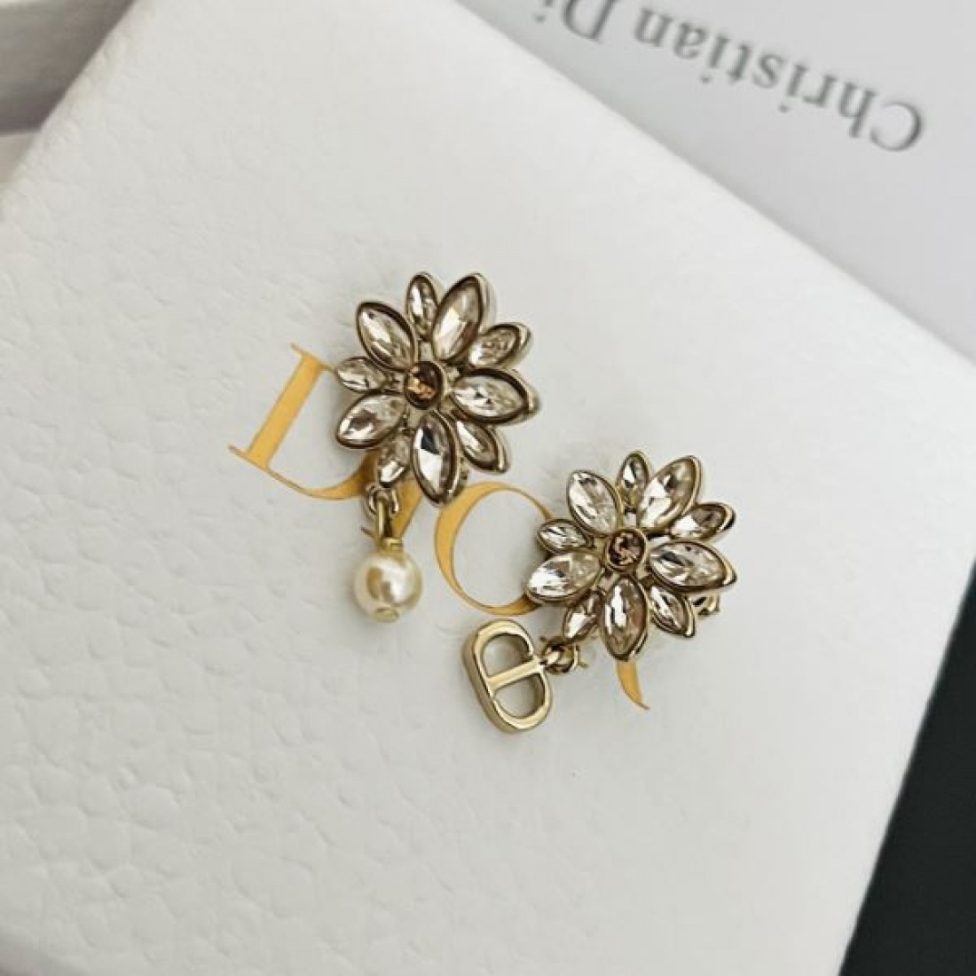 大人 上質 DIOR ディオール コピー イヤリ...