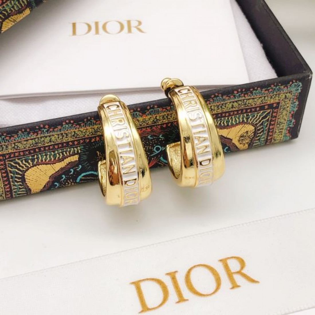  高級感 モード DIOR ディオール コピー イヤリング 上品 スタイリッシュ