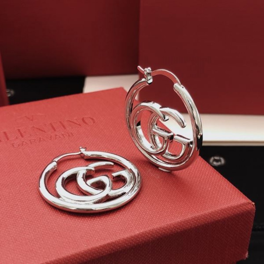 高級感 洗練 GUCCI グッチ コピー イヤリング 上品 エレガント