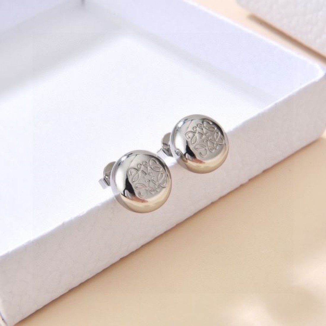 繊細 上質 LOEWE ロエベ コピー イヤリング バランス良好 使いやすい