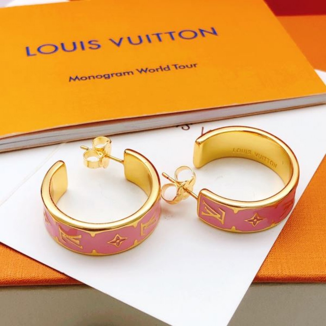 高級路線 優雅 LOUIS VUITTON ルイヴィトン コピー イヤリング ブランド感 耐久性良好