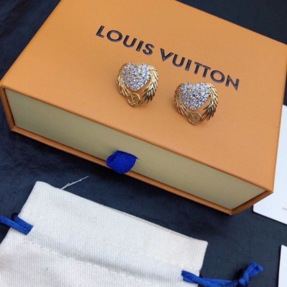 大人可愛い 低刺激 LOUIS VUITTON ルイヴィトン スーパーコピー イヤリング 安心仕様