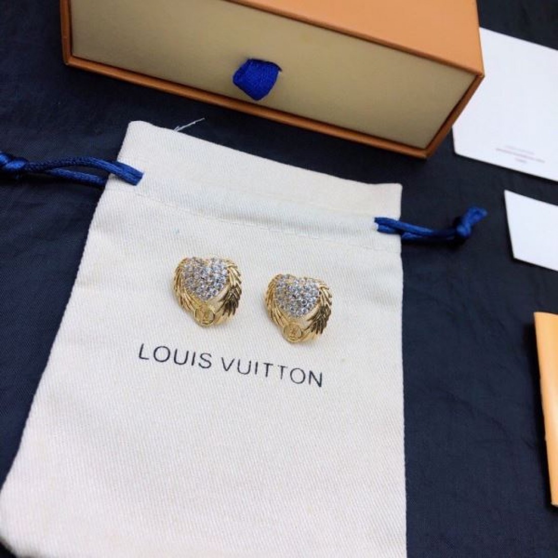 大人可愛い 低刺激 LOUIS VUITTON ルイヴィトン スーパーコピー イヤリング 安心仕様