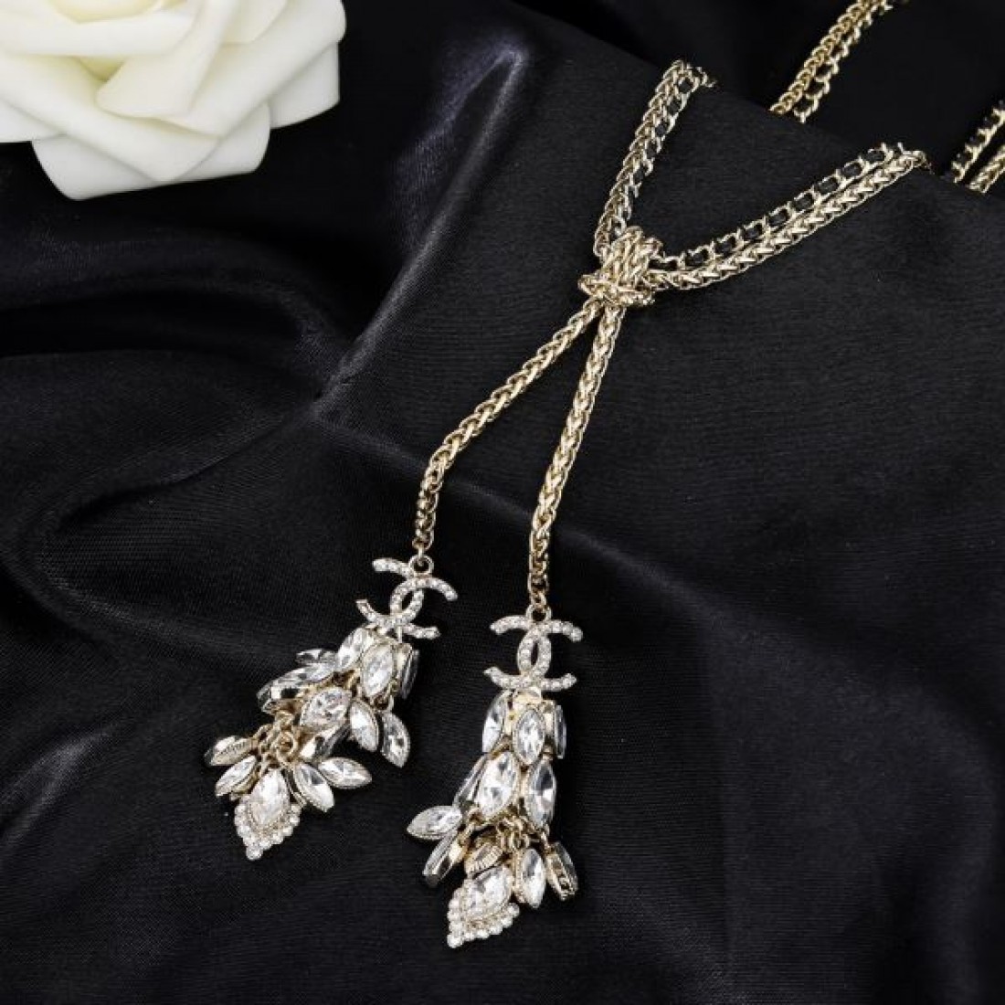 クラシック 気品 上質 CHANEL シャネル コピー ネックレス 洗練 高見え 定番