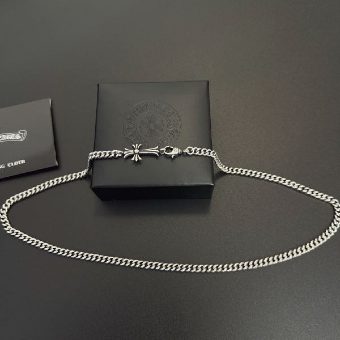 ワイルド 大胆 メンズ向け CHROME HEARTS クロムハーツ コピー ネックレス 重厚感 
