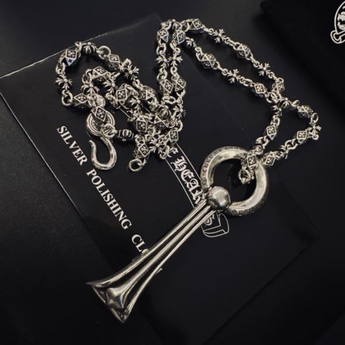 CHROME HEARTS クロムハーツ コピー ネックレス 存在感 渋い 人気