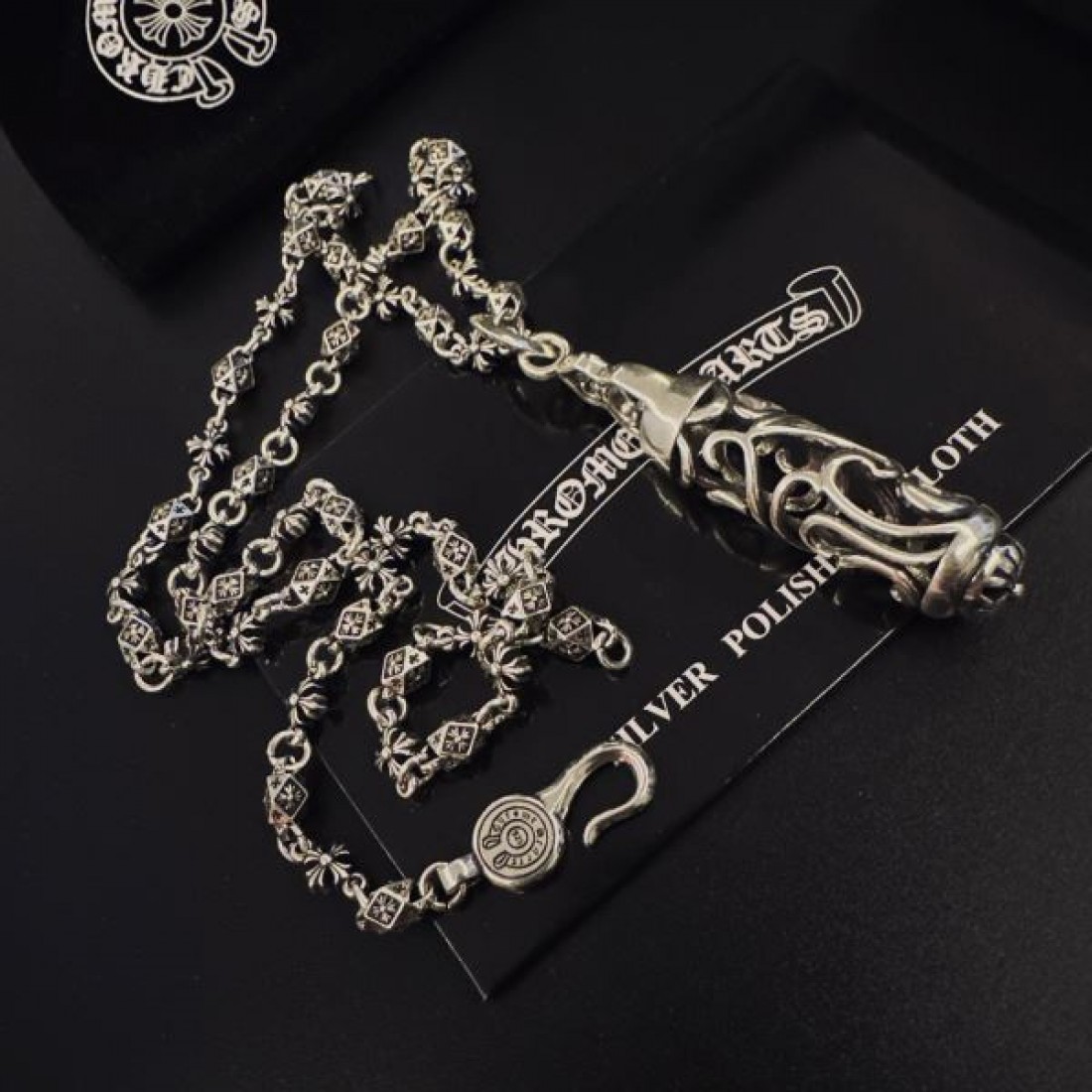 洗練 CHROME HEARTS クロムハーツ コピー ネックレス 男前 おしゃれ 注目