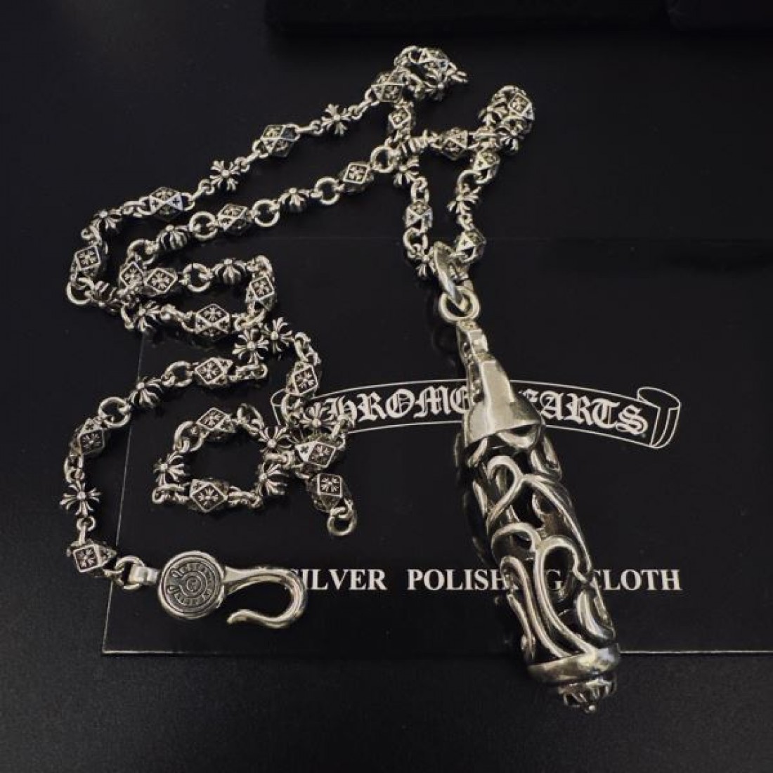 洗練 CHROME HEARTS クロムハーツ コピー ネックレス 男前 おしゃれ 注目
