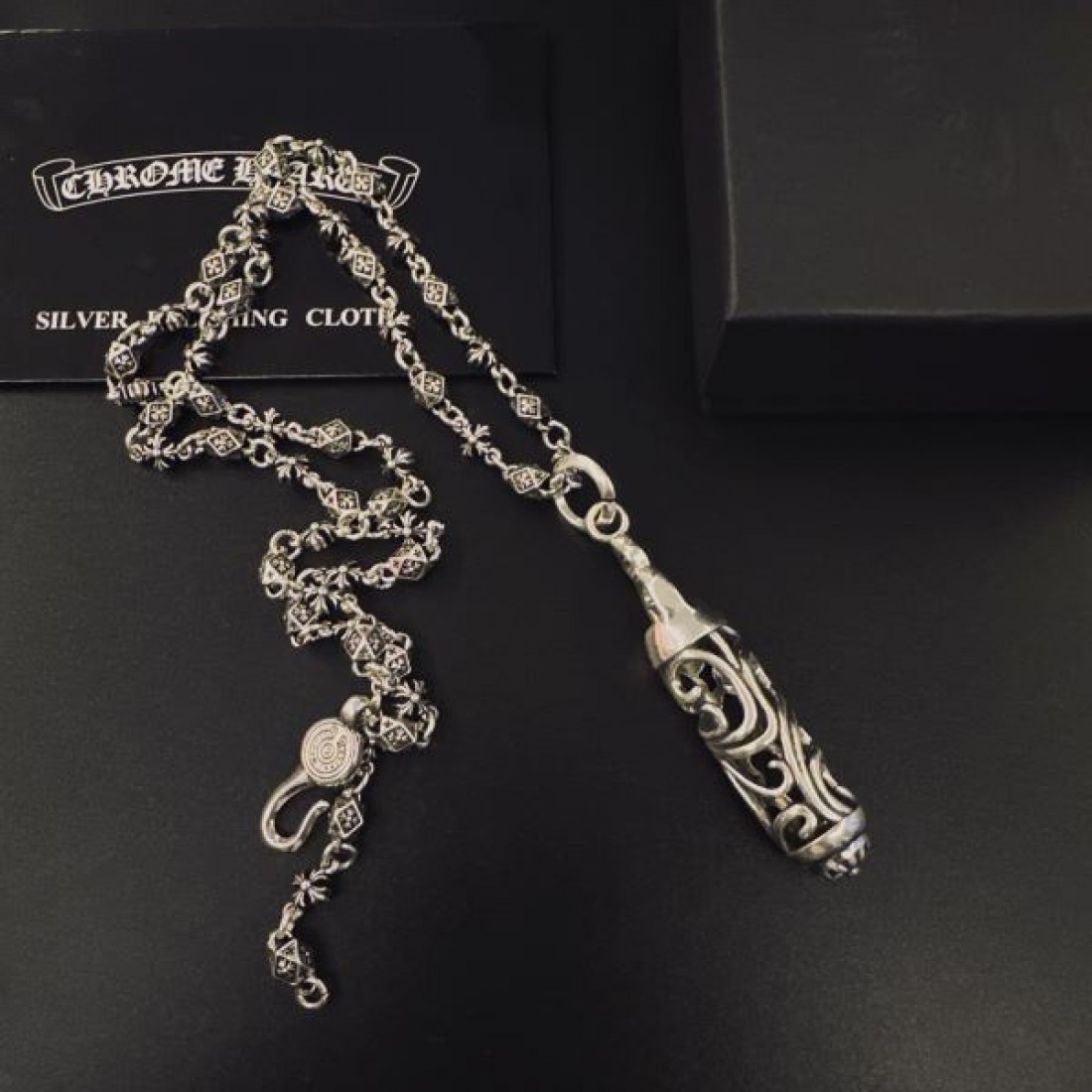 洗練 CHROME HEARTS クロムハーツ コピー ネックレス 男前 おしゃれ 注目