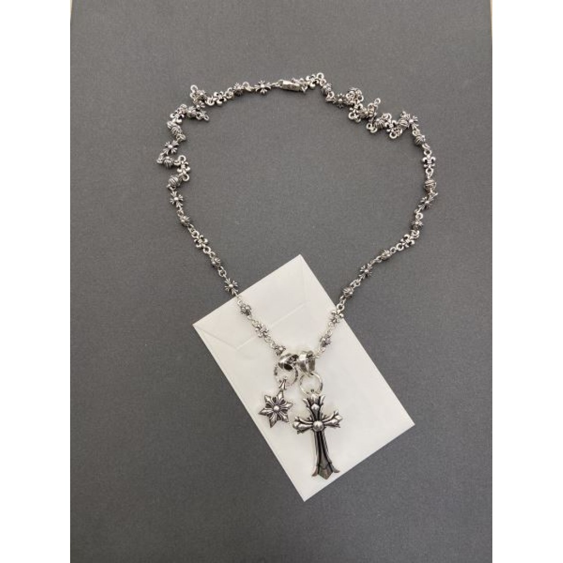 ワイルド CHROME HEARTS クロムハーツ コピー ネックレス 存在感 クール 憧れ