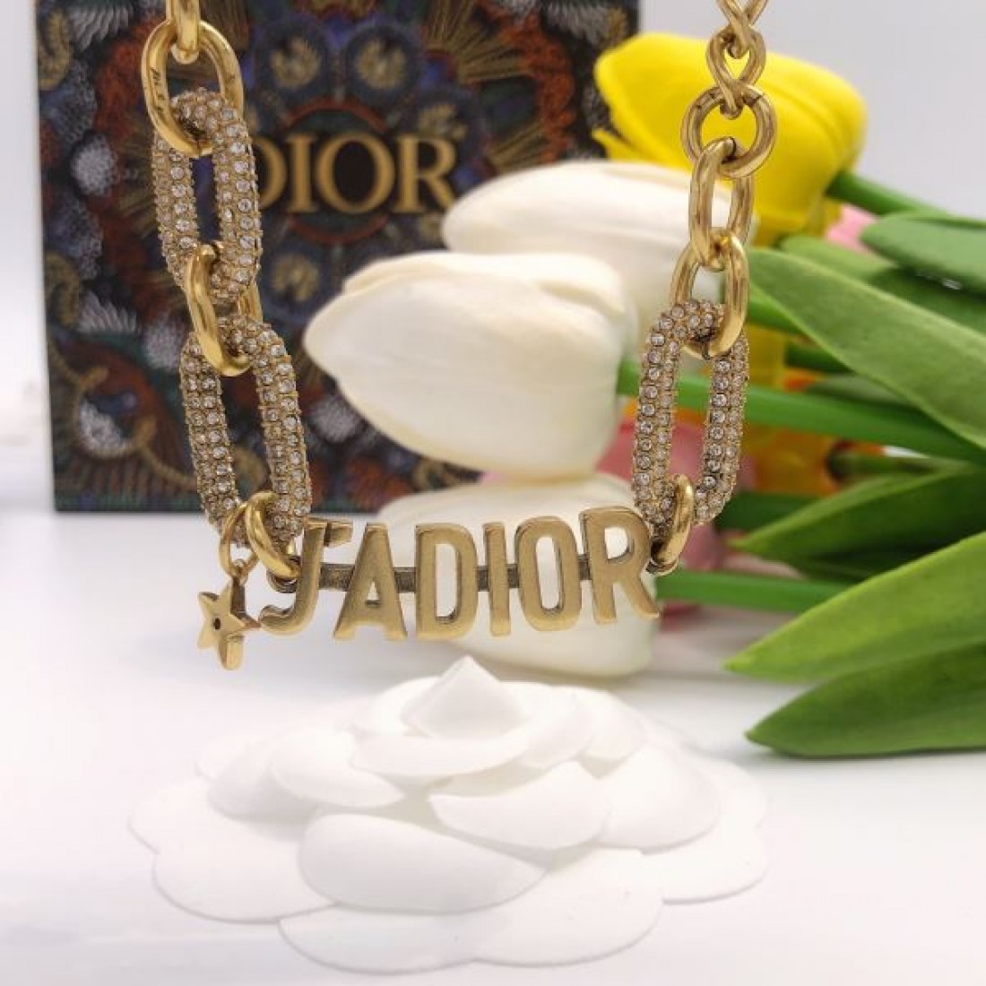 気品 高見え DIOR ディオール コピー ネックレス 上品 エレガント 定番