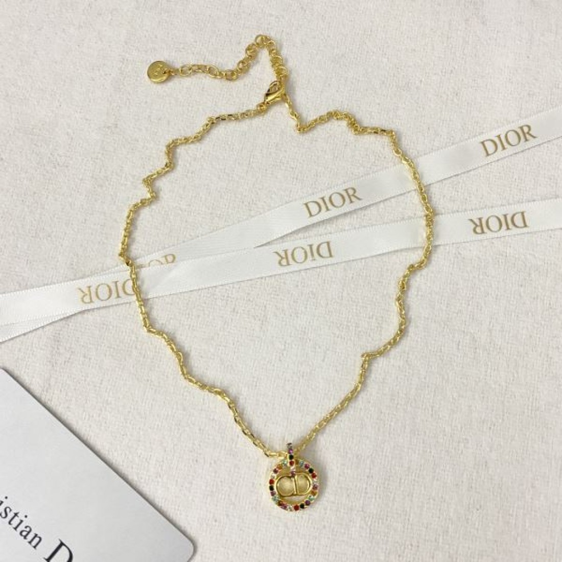 エレガント 上品 高級感 DIOR ディオール コピー ネックレス 華奢 フェミニン