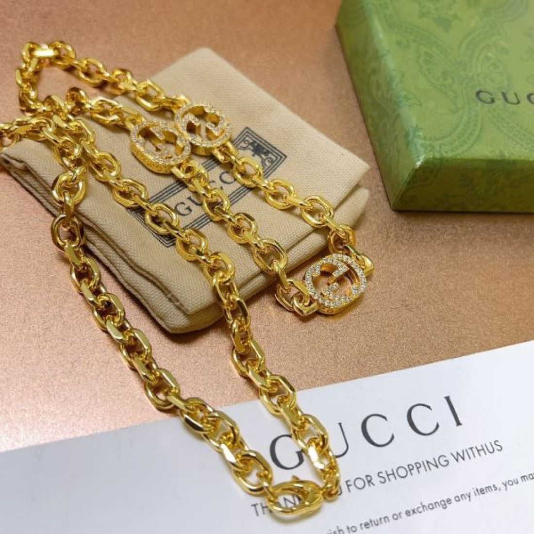 モード感 洗練 スタイリッシュ GUCCI グッチ コピー ネックレス クール 