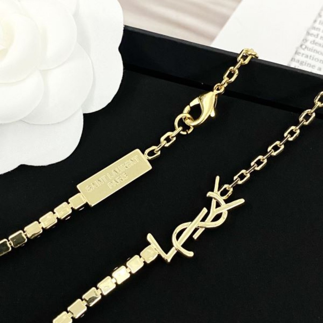 シック モード感 スタイリッシュ YSL サンローラン コピー ネックレス 存在感