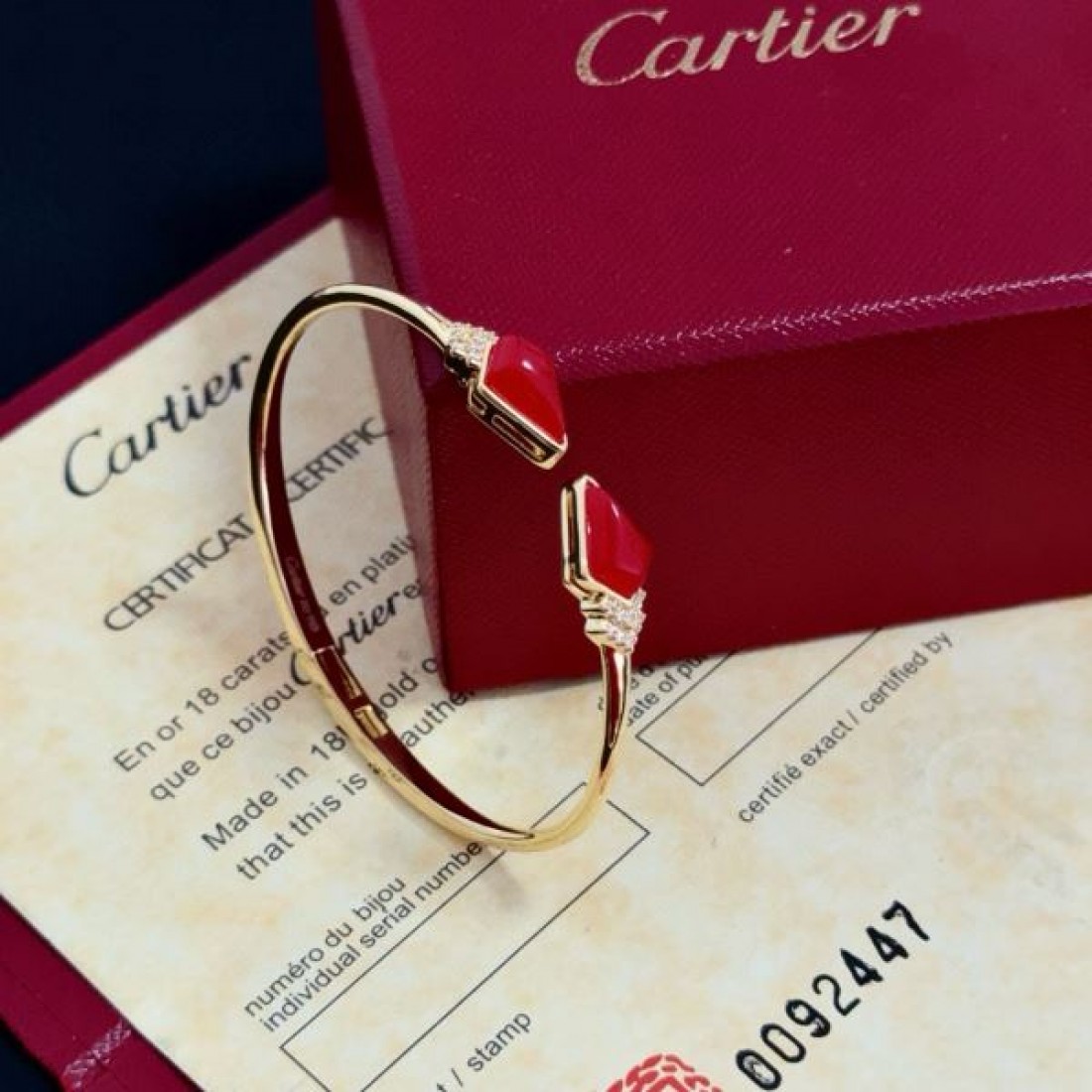 端正 ミニマル 上質 CARTIER カルティエ コピー ブレスレット 大人女子