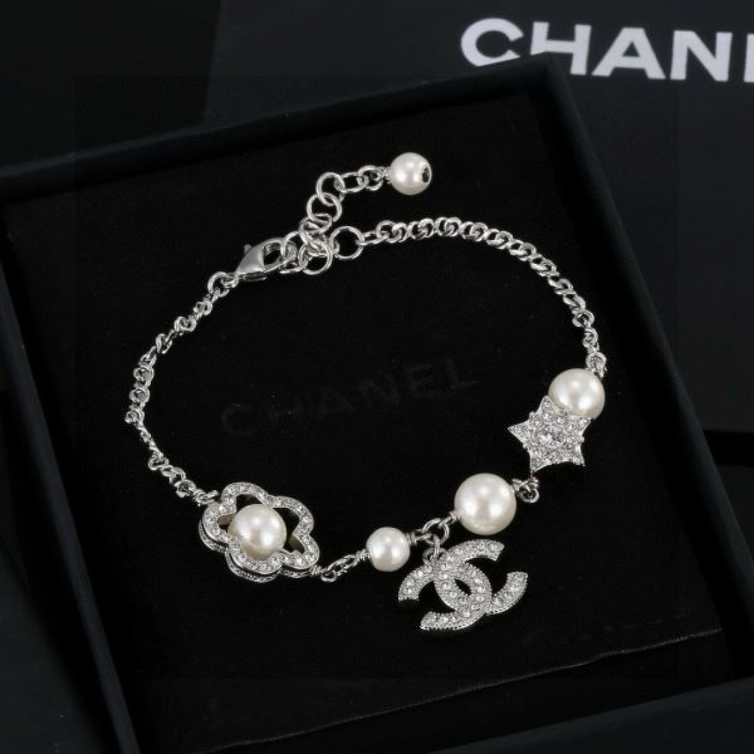 上品 高級感 洗練 CHANEL シャネル コピ...