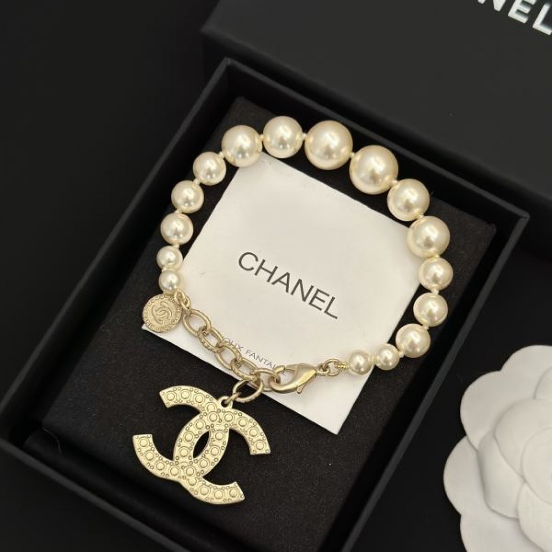 フェミニン 上質 大人向け CHANEL シャネル コピー ブレスレット 高級感