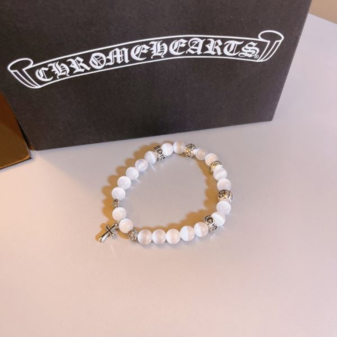 クール 高級感 洗練 CHROME HEARTS コピー クロムハーツ ブレスレット 存在感