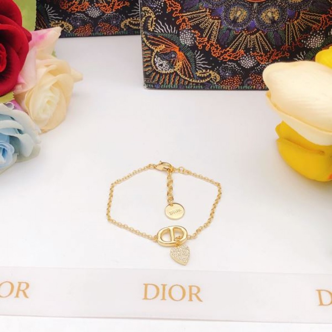  端正 モード DIOR ディオール コピー ブレスレット 大人っぽい 高見え 人気
