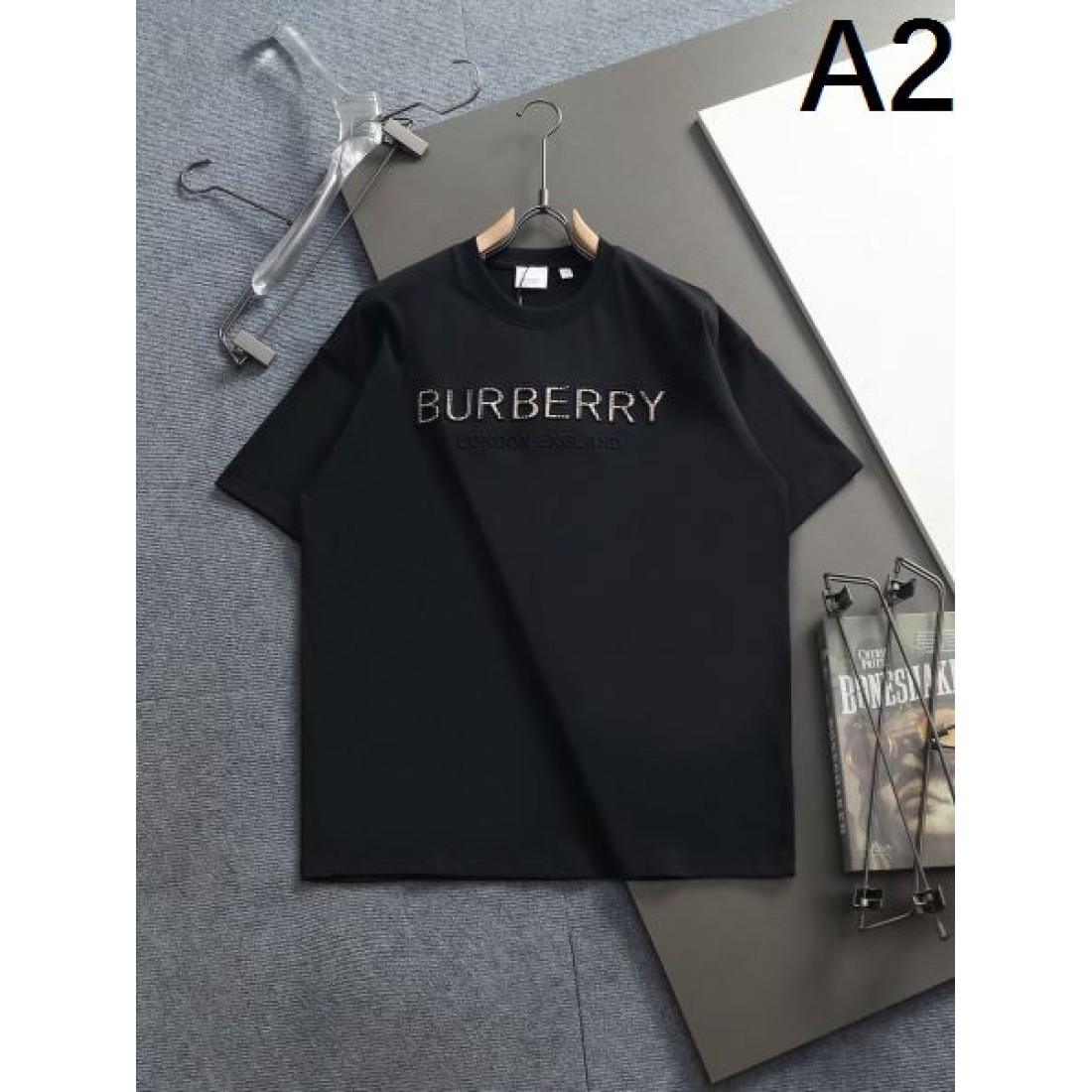 シンプル 上質 大人カジュアル BURBERRY バーバリー コピー 半袖Tシャツ 爽やか