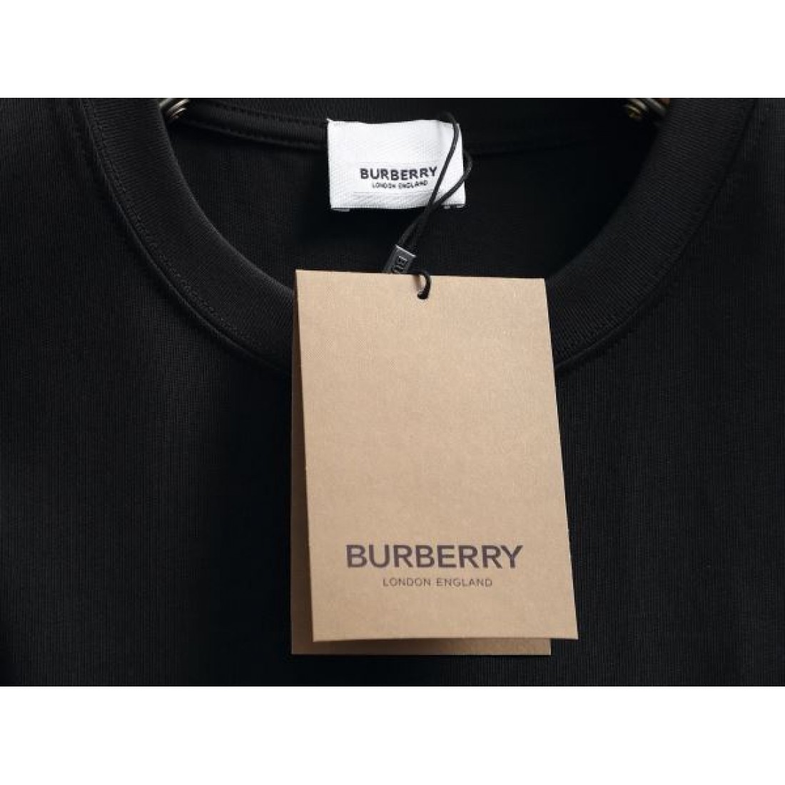英国調 上品 端正 BURBERRY バーバリー コピー 半袖Tシャツ きれいめ 定番 好印象