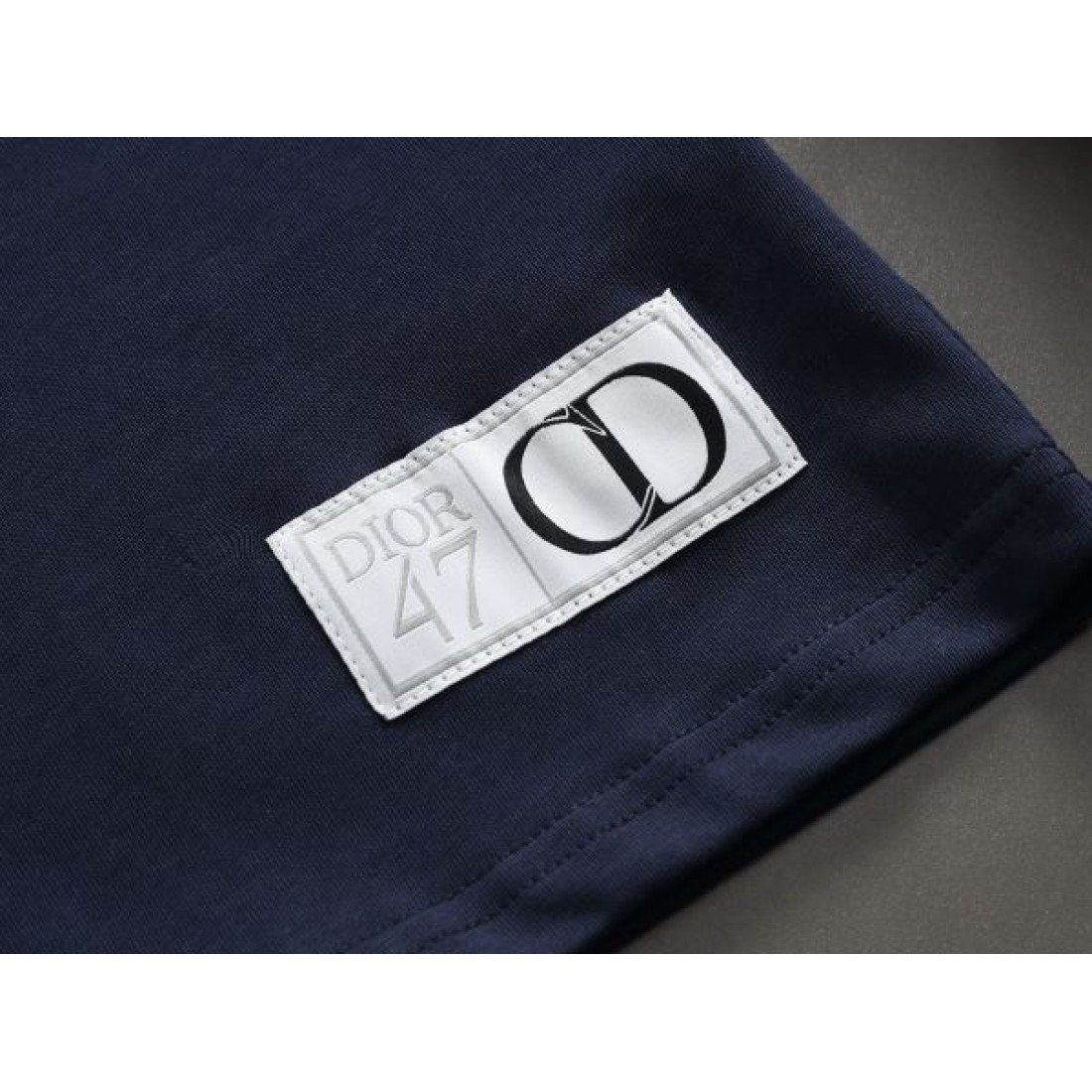 エレガント 気品 上質 DIOR ディオール コピー 半袖Tシャツ 華やか 洗練 人気