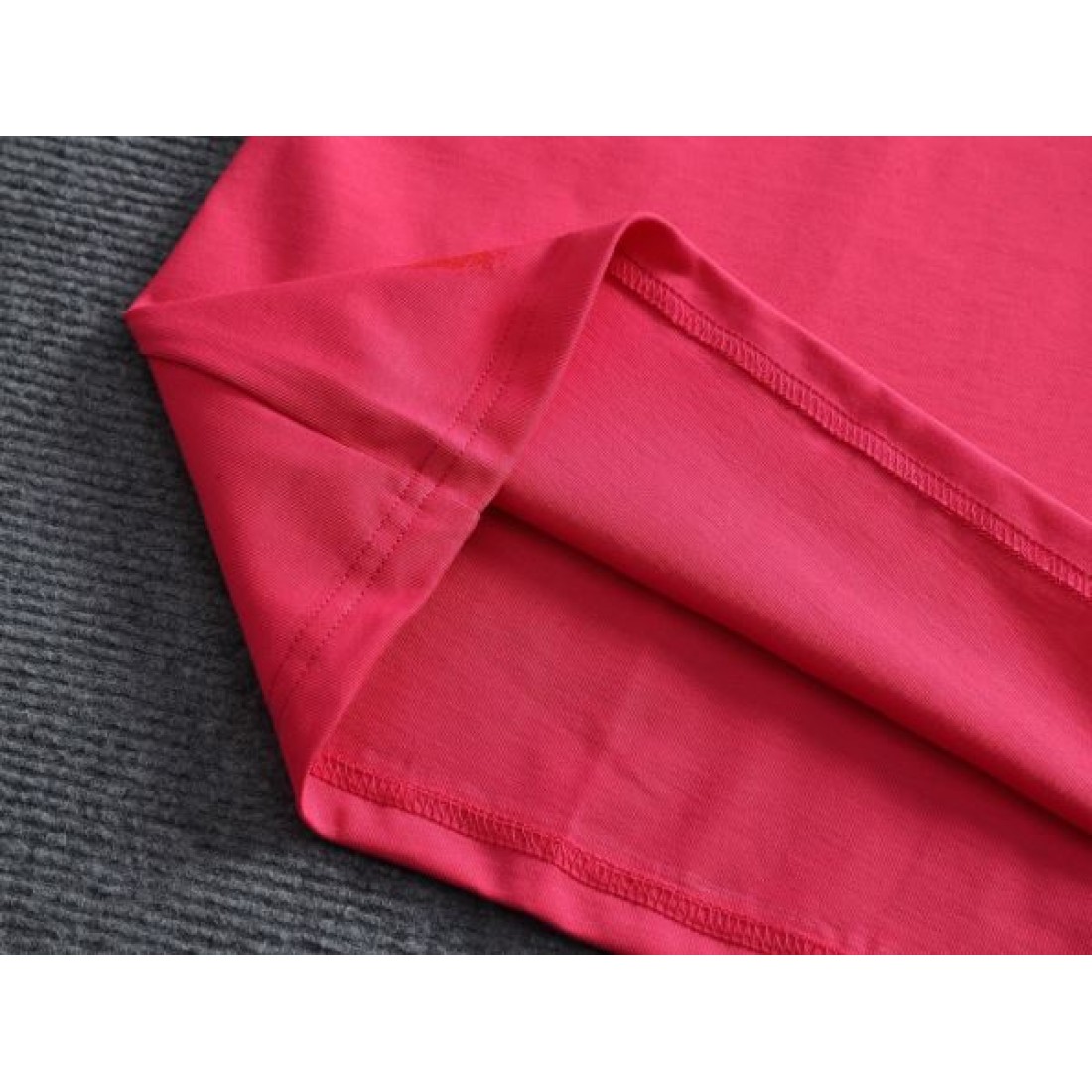 クール モード感 ハイセンス GUCCI グッチ コピー 半袖Tシャツ おしゃれ 高見え