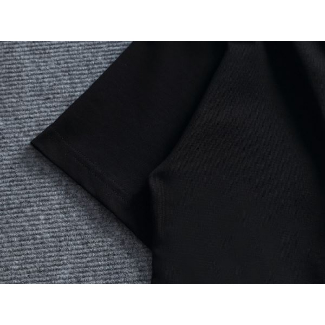 ナチュラル 上質 こなれ感 LOEWE ロエベ コピー 半袖Tシャツ 爽やか 大人カジュアル