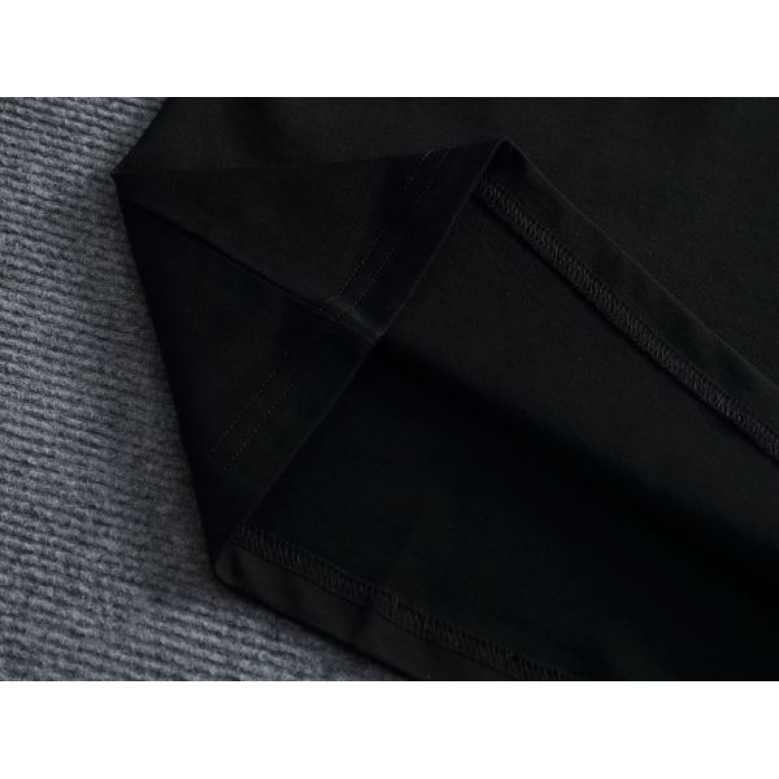 ナチュラル 上質 こなれ感 LOEWE ロエベ コピー 半袖Tシャツ 爽やか 大人カジュアル