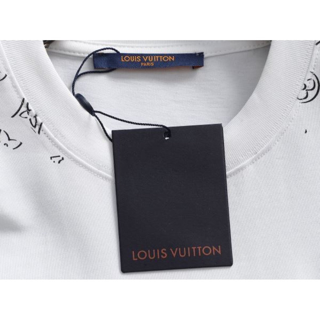 大人っぽい 抜け感 上質 LOUIS VUITTON ルイヴィトン コピー 半袖Tシャツ 高見え