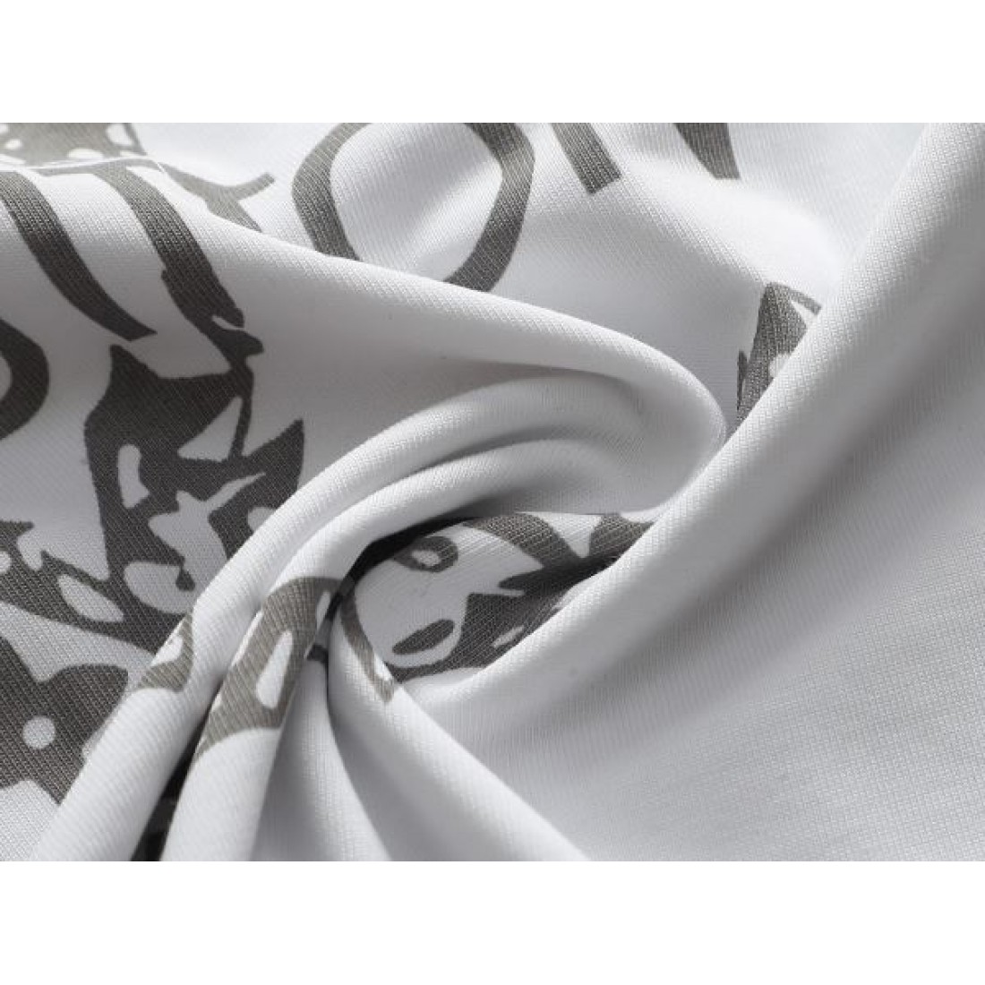 上質 余裕感 LOUIS VUITTON ルイヴィトン コピー 半袖Tシャツ 大人っぽい