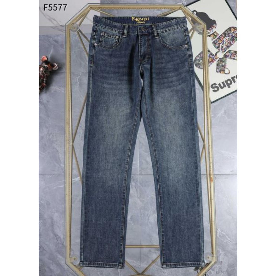 都会的 スタイリッシュ 上品 FENDI フェン...