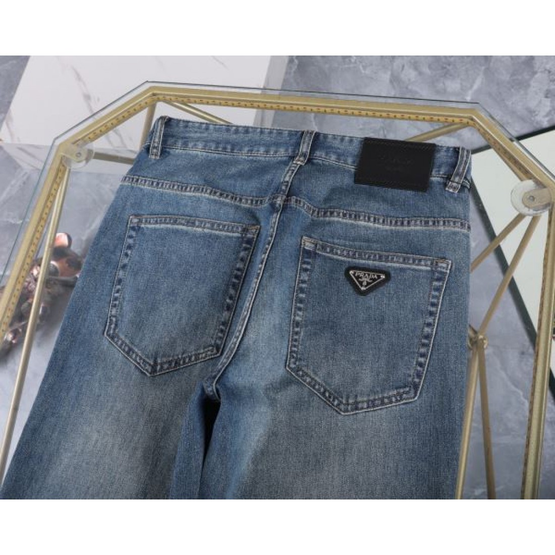 モード感 高級 上品 PRADA プラダ コピー ジーンズ 洗練 大人っぽい 人気