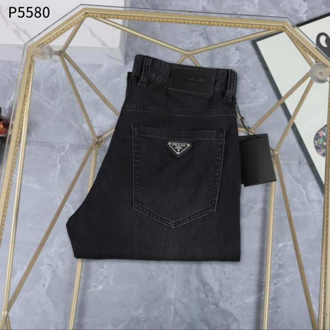 クール きれいめ 上質 PRADA プラダ コピー ジーンズ 高見え 定番 おすすめ