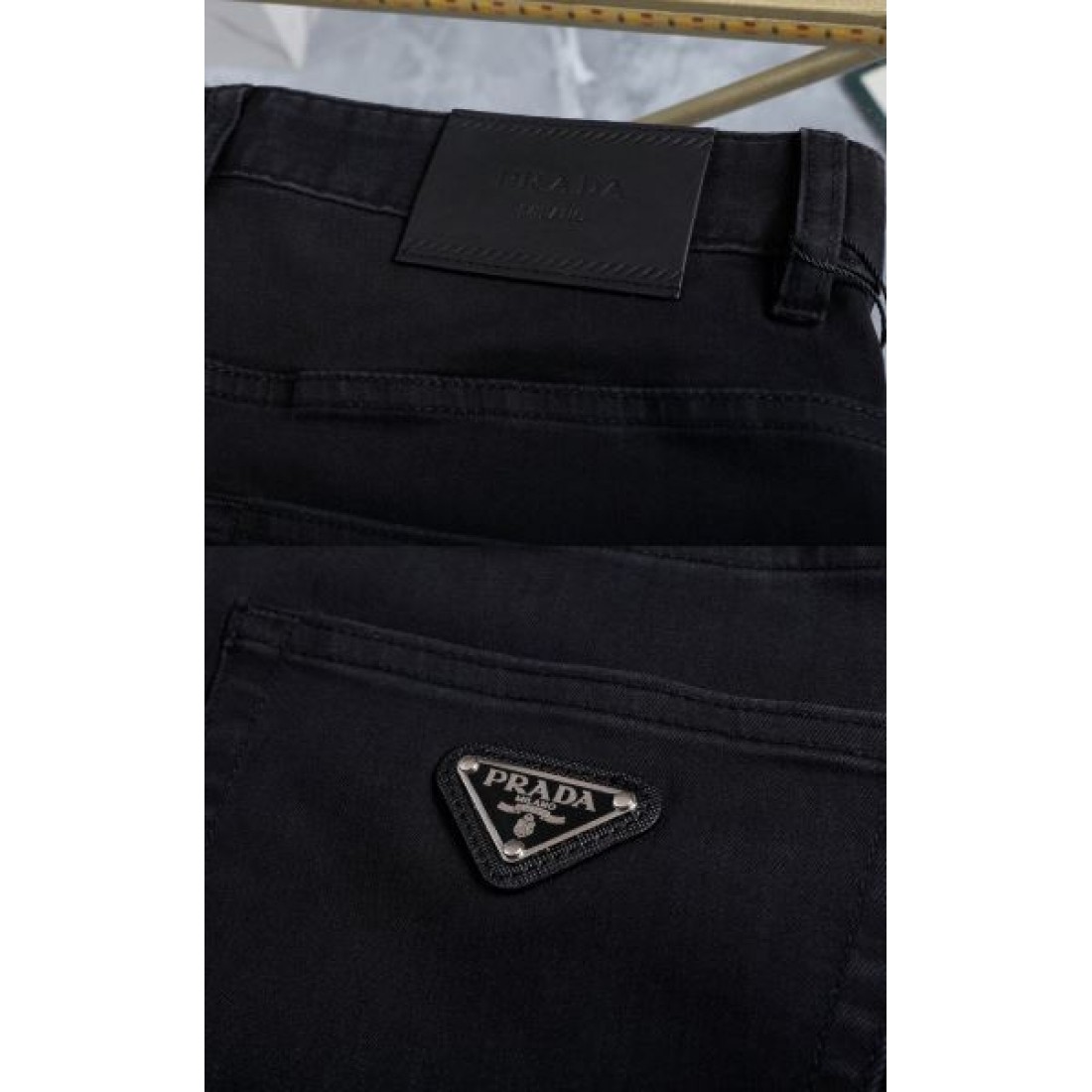 都会的 スマート 洗練 PRADA プラダ コピー ジーンズ おしゃれ 上品 注目