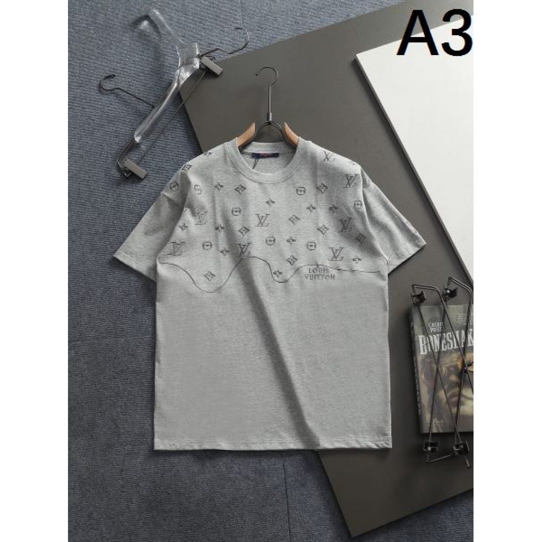 清潔感 上質 LOUIS VUITTON ルイヴィトン コピー 半袖Tシャツ 着心地抜群