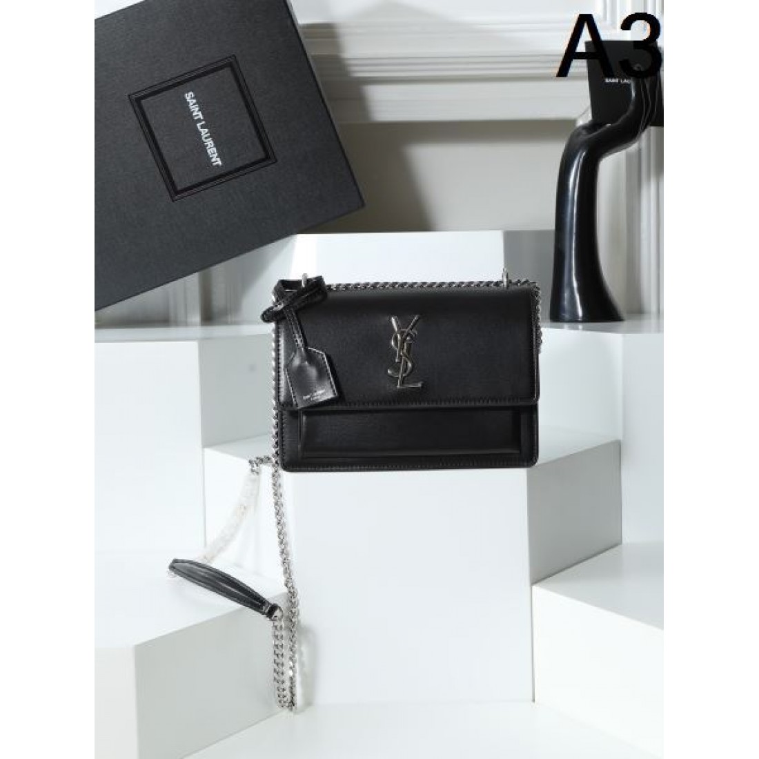 高級感 エレガント イヴ サンローラン YSL コピー ショルダーバッグ 上品仕立て