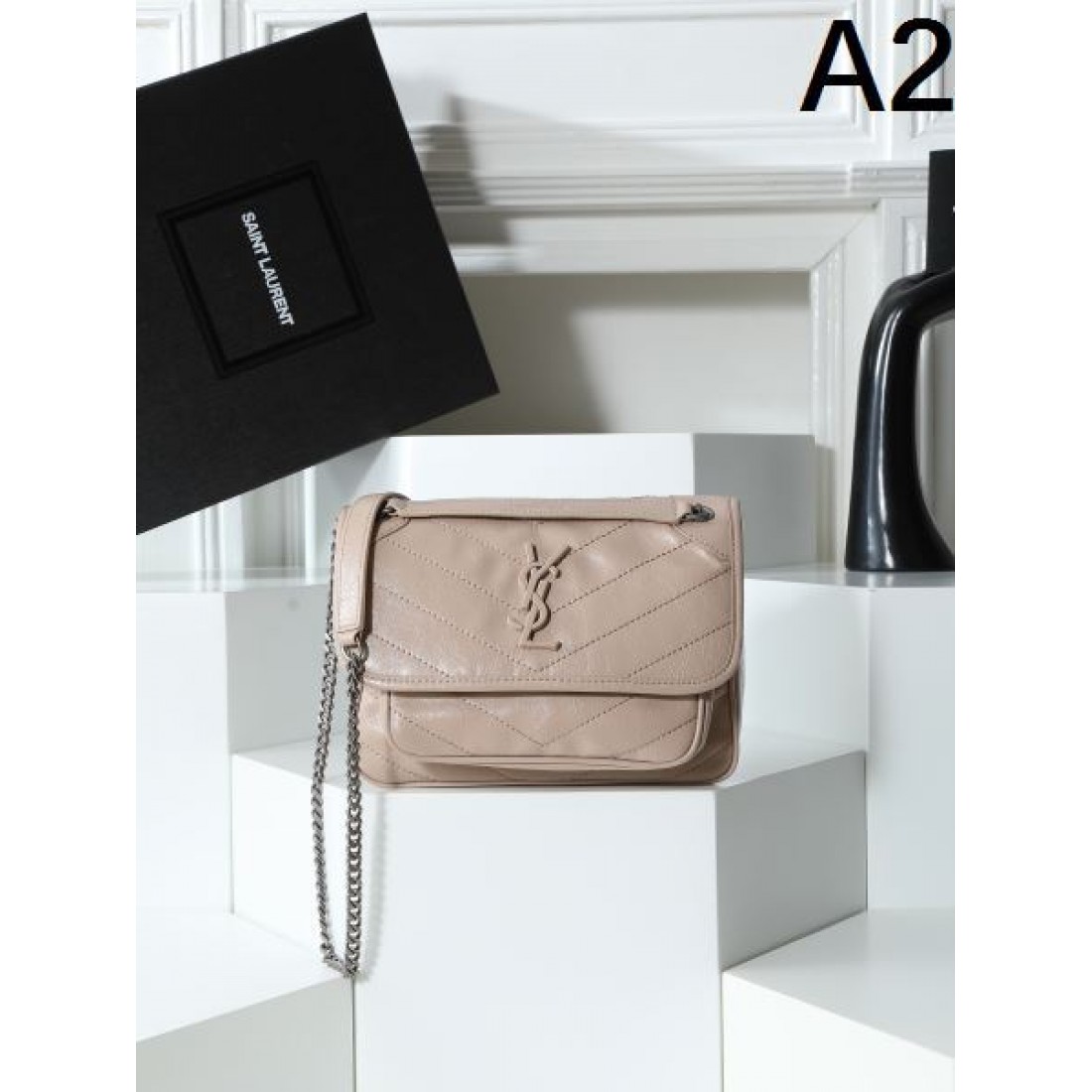 モダン 上品 イヴ サンローラン YSL コピー ショルダーバッグ 実用的 完成度高