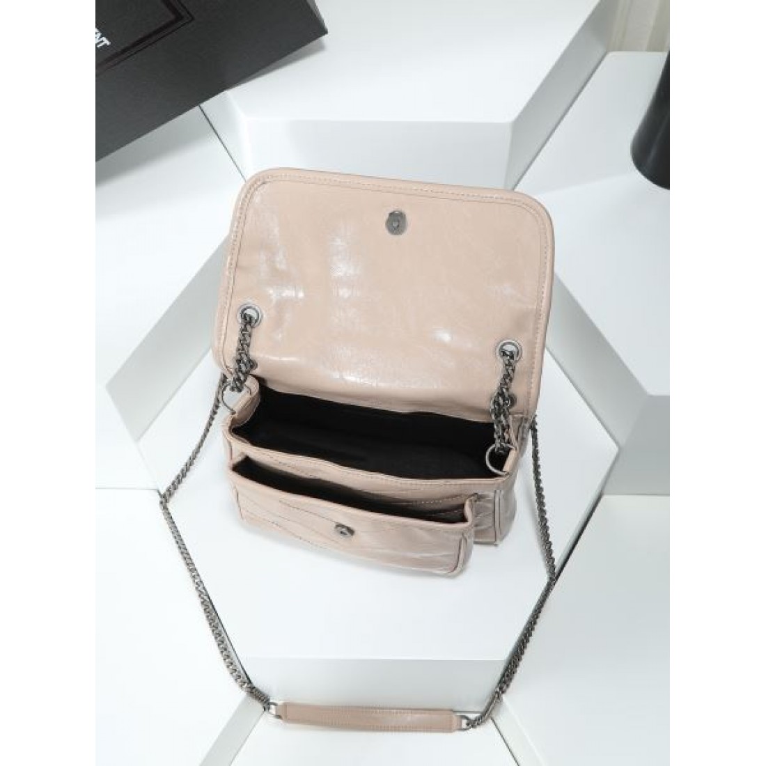 モダン 上品 イヴ サンローラン YSL コピー ショルダーバッグ 実用的 完成度高