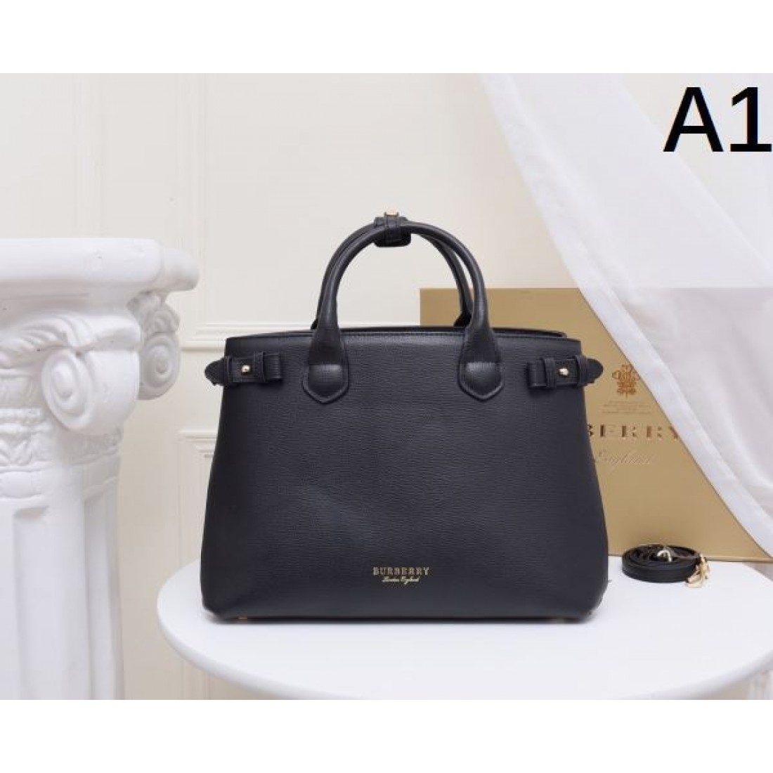定番人気 落ち着き バーバリー BURBERRY コピー トートバッグ 収納力充実 耐久性良好